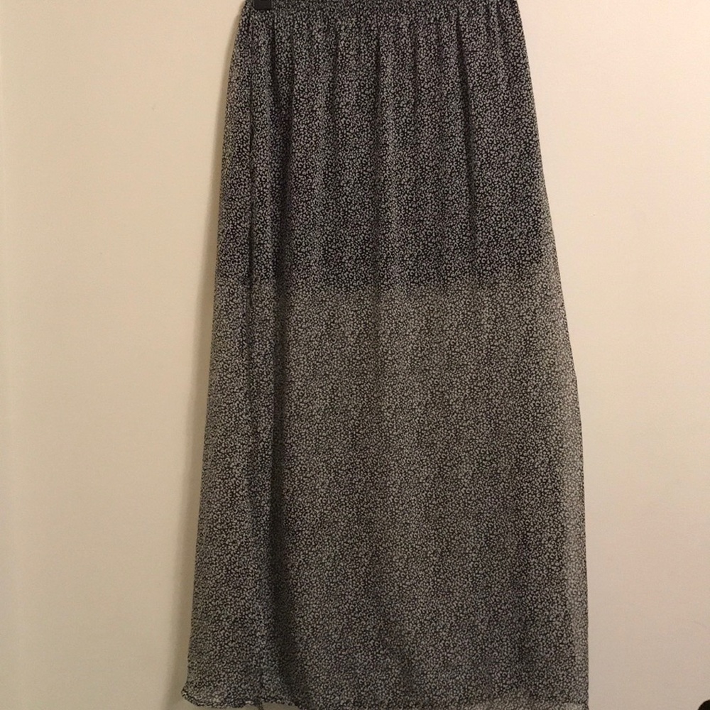Ankle Length with Leg Slit Skirt